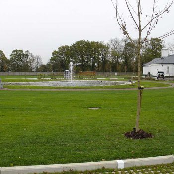 Crematorium Brentwood lawn with water feature